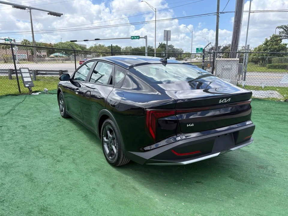 2025 Kia K4 - Image 7 of 12