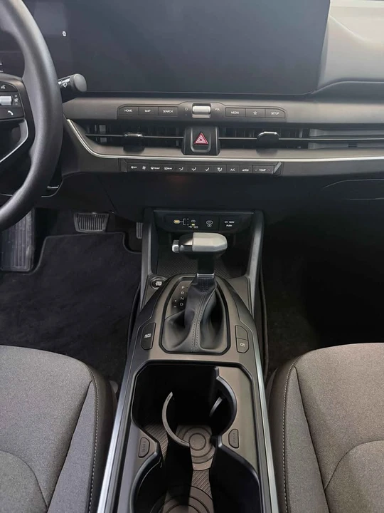 2025 Kia K4 - Image 10 of 20