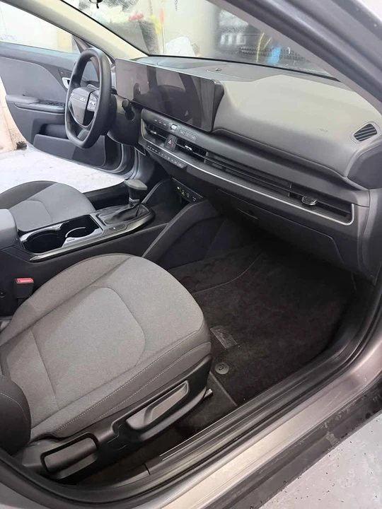 2025 Kia K4 - Image 15 of 20