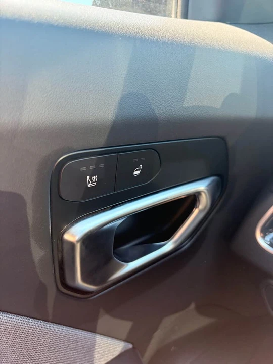 2025 Kia K4 - Image 4 of 12