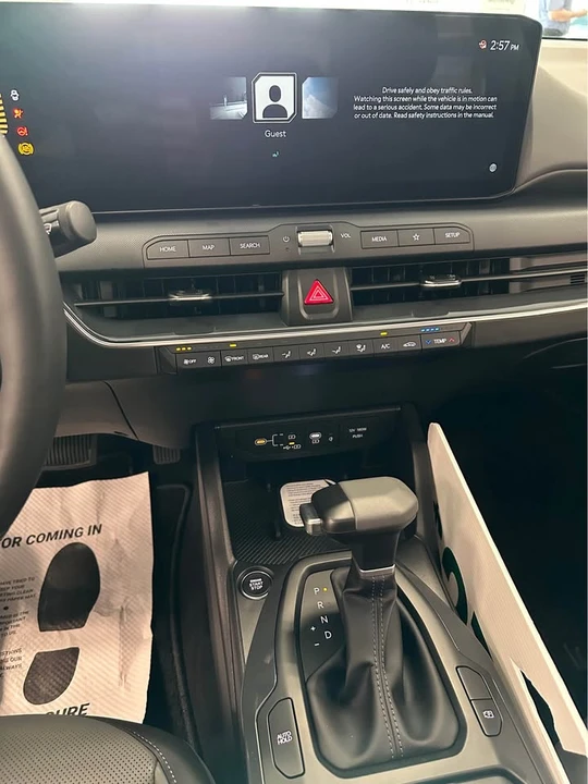 2025 Kia K4 - Image 6 of 9