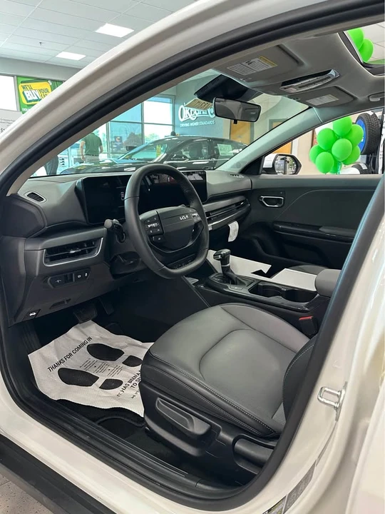 2025 Kia K4 - Image 4 of 9