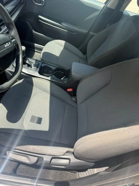 2025 Kia K4 - Image 12 of 18
