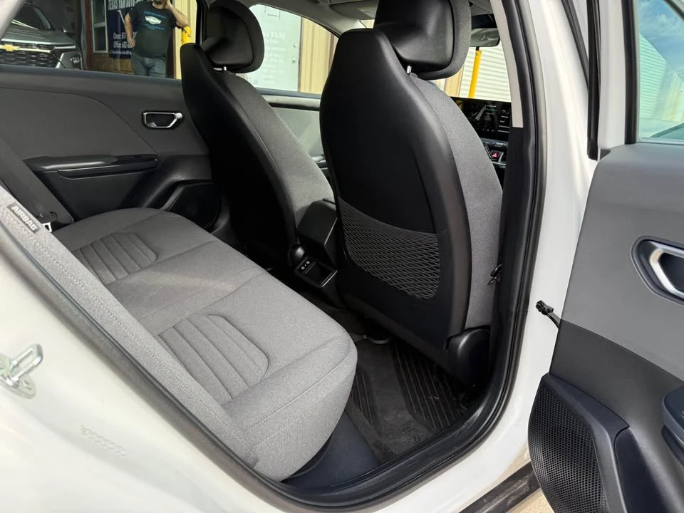 2025 Kia K4 - Image 8 of 15