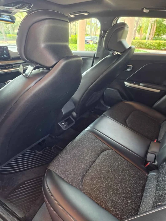 2025 Kia K4 - Image 10 of 12