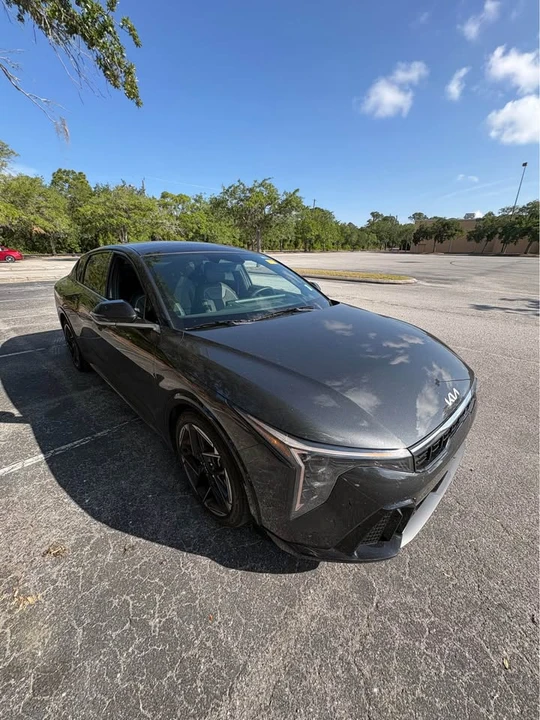 2025 Kia K4 - Image 2 of 6