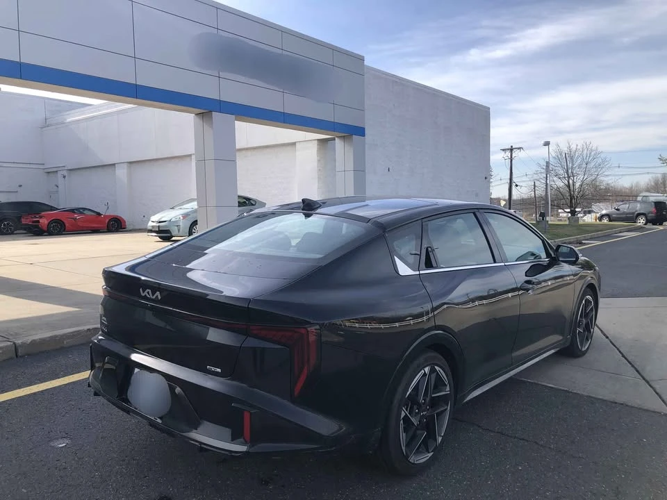 2025 Kia K4 - Image 5 of 11