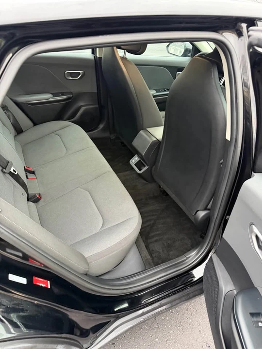 2025 Kia K4 - Image 12 of 18
