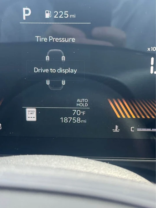 2025 Kia K4 - Image 14 of 15