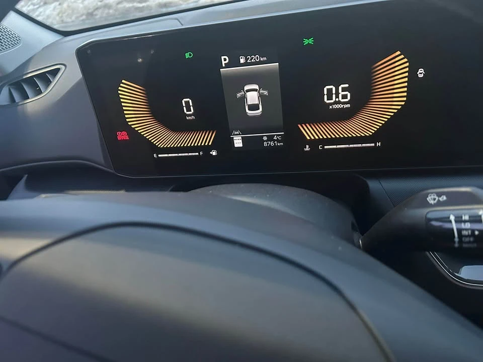 2025 Kia K4 - Image 7 of 8