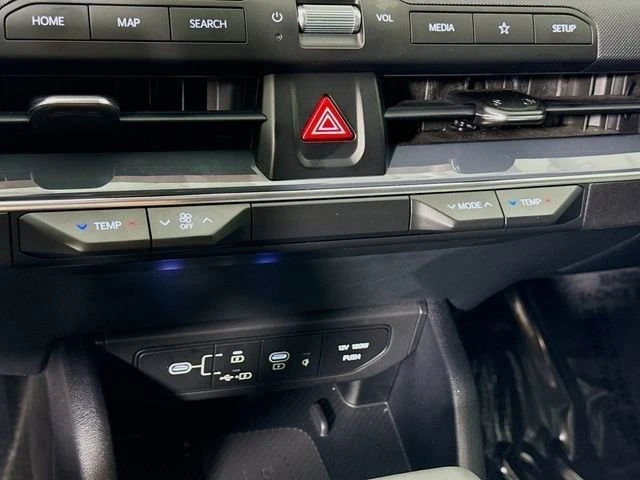 2025 Kia K4 - Image 15 of 20