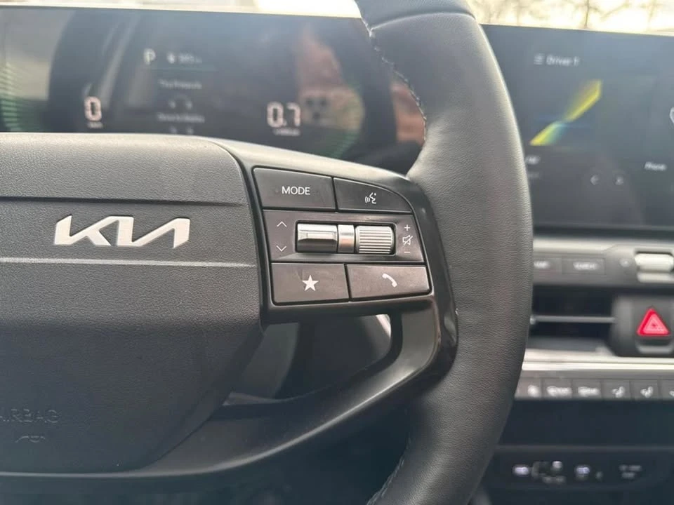 2025 Kia K4 - Image 16 of 20