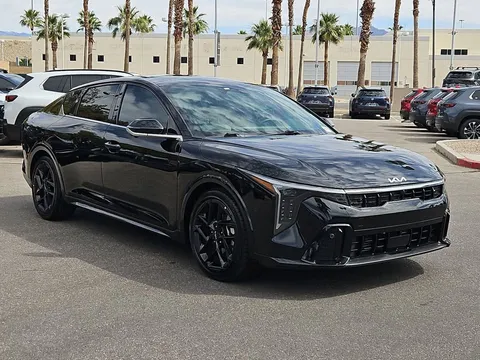 2025 Kia K4 GT-Line Turbo