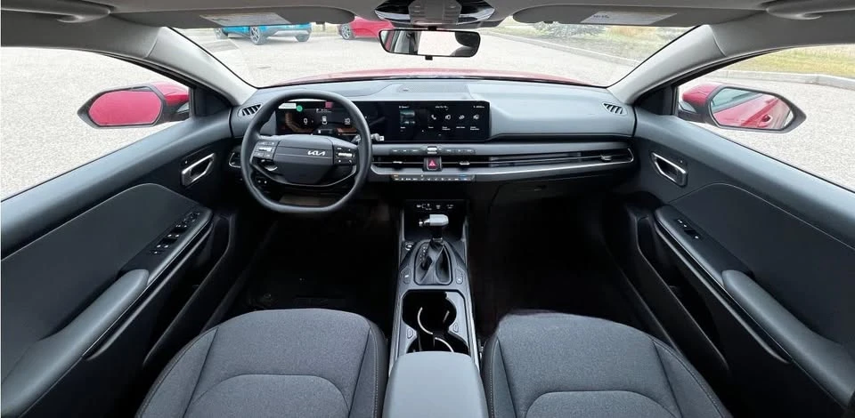 2025 Kia K4 - Image 16 of 20