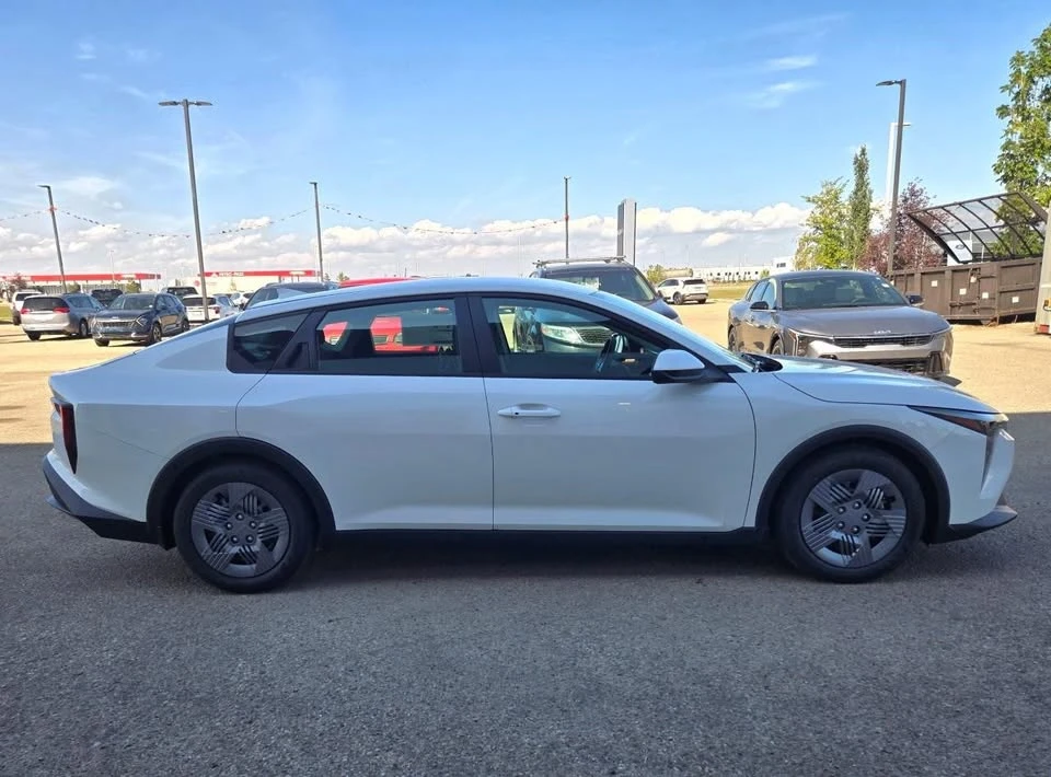 2025 Kia K4 - Image 3 of 20