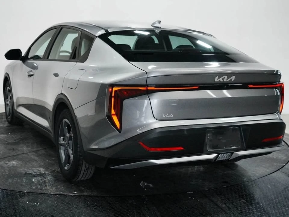2025 Kia K4 - Image 5 of 9