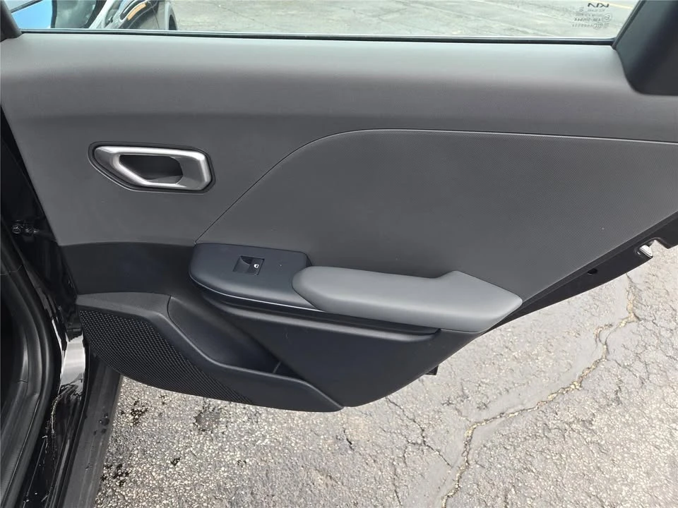 2025 Kia K4 - Image 8 of 20