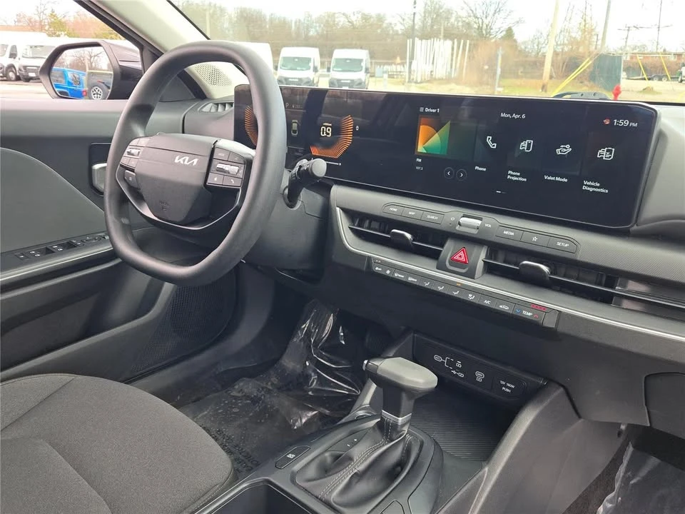 2025 Kia K4 - Image 7 of 20