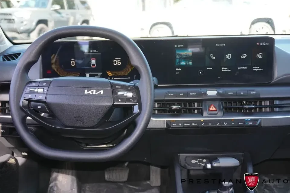 2025 Kia K4 - Image 5 of 14