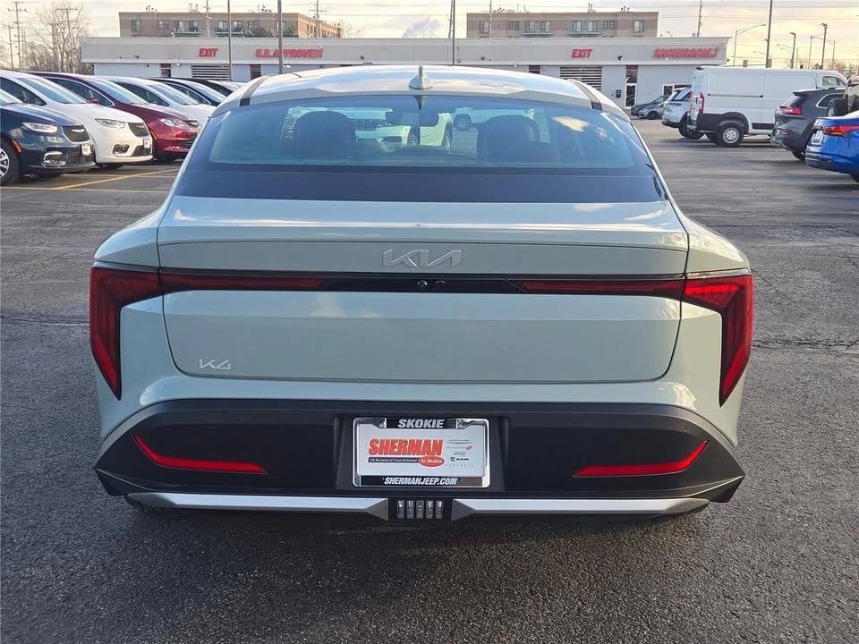 2025 Kia K4 - Image 13 of 19
