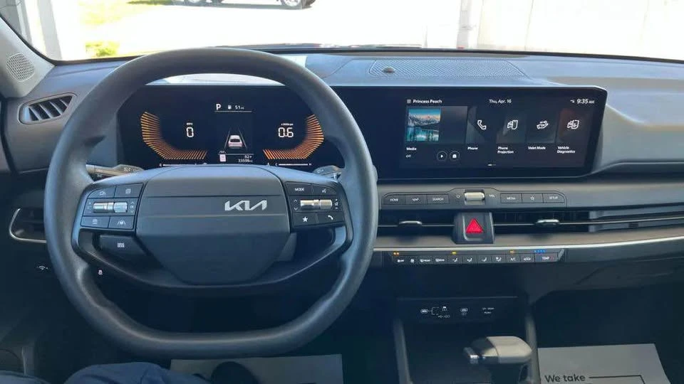2025 Kia Optima/K5 - Image 7 of 19