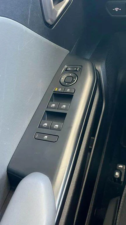 2025 Kia Optima/K5 - Image 4 of 19
