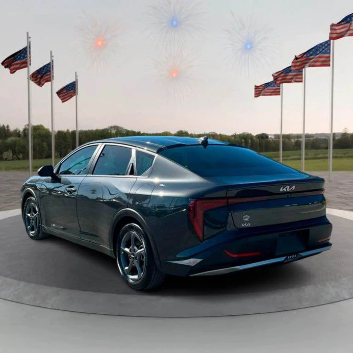 2025 Kia Optima/K5 - Image 2 of 19