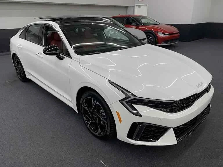 2025 Kia Optima/K5 - Image 2 of 15