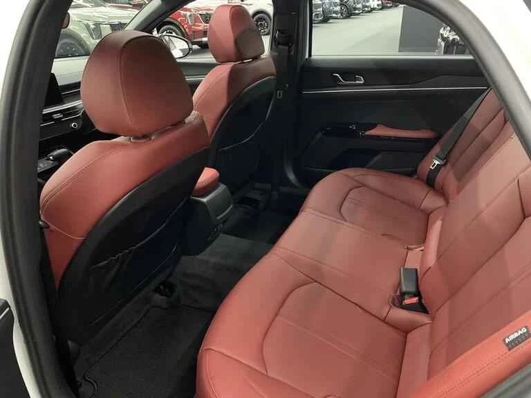 2025 Kia Optima/K5 - Image 8 of 15