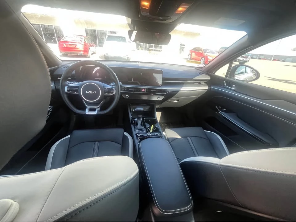 2025 Kia Optima/K5 - Image 5 of 7