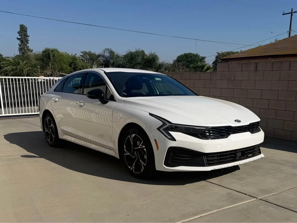2025 Kia Optima/K5 - Image 2 of 6