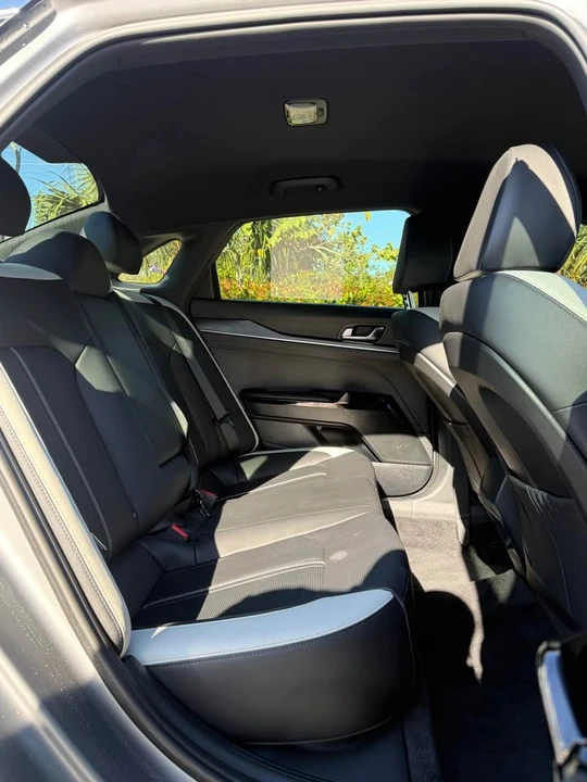 2025 Kia Optima/K5 - Image 9 of 10