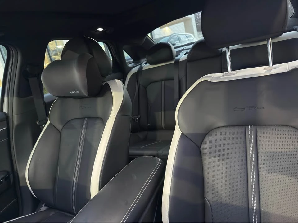 2025 Kia Optima/K5 - Image 8 of 10