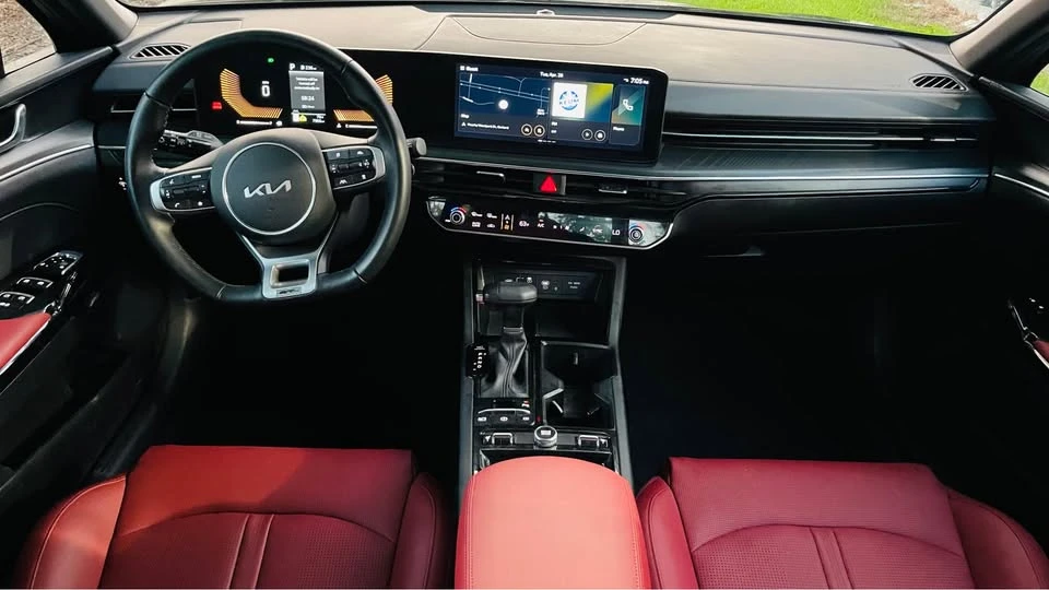 2025 Kia Optima/K5 - Image 8 of 20