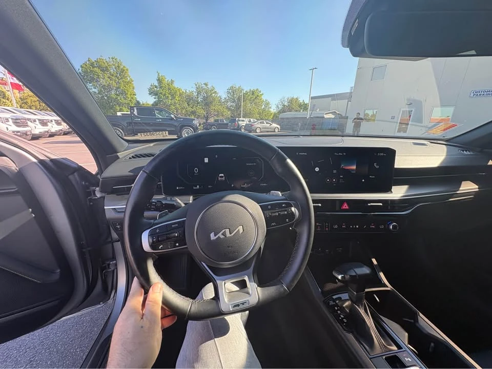 2025 Kia Optima/K5 - Image 3 of 5