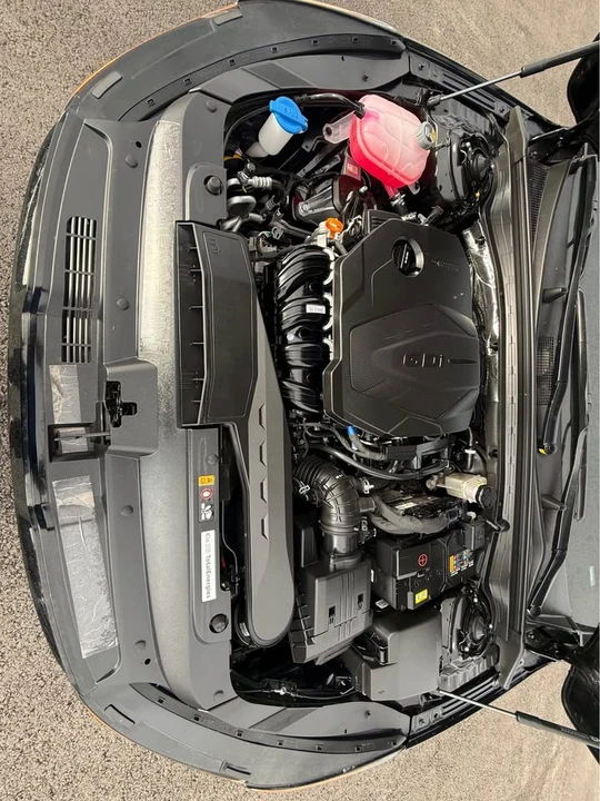 2025 Kia Optima/K5 - Image 8 of 16