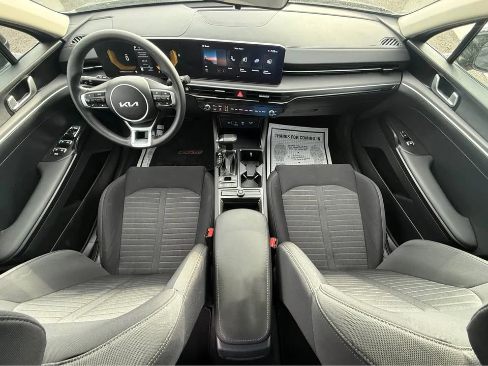 2025 Kia Optima/K5 - Image 9 of 16