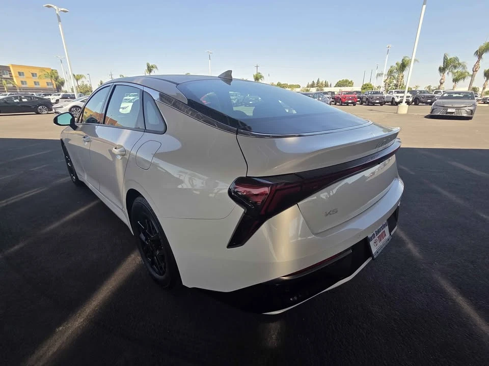 2025 Kia Optima/K5 - Image 6 of 9