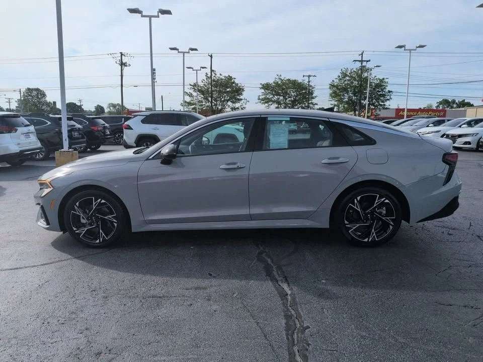 2025 Kia Optima/K5 - Image 2 of 20