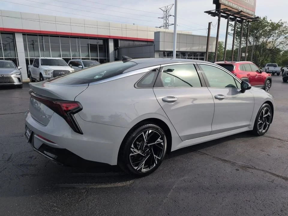 2025 Kia Optima/K5 - Image 5 of 20