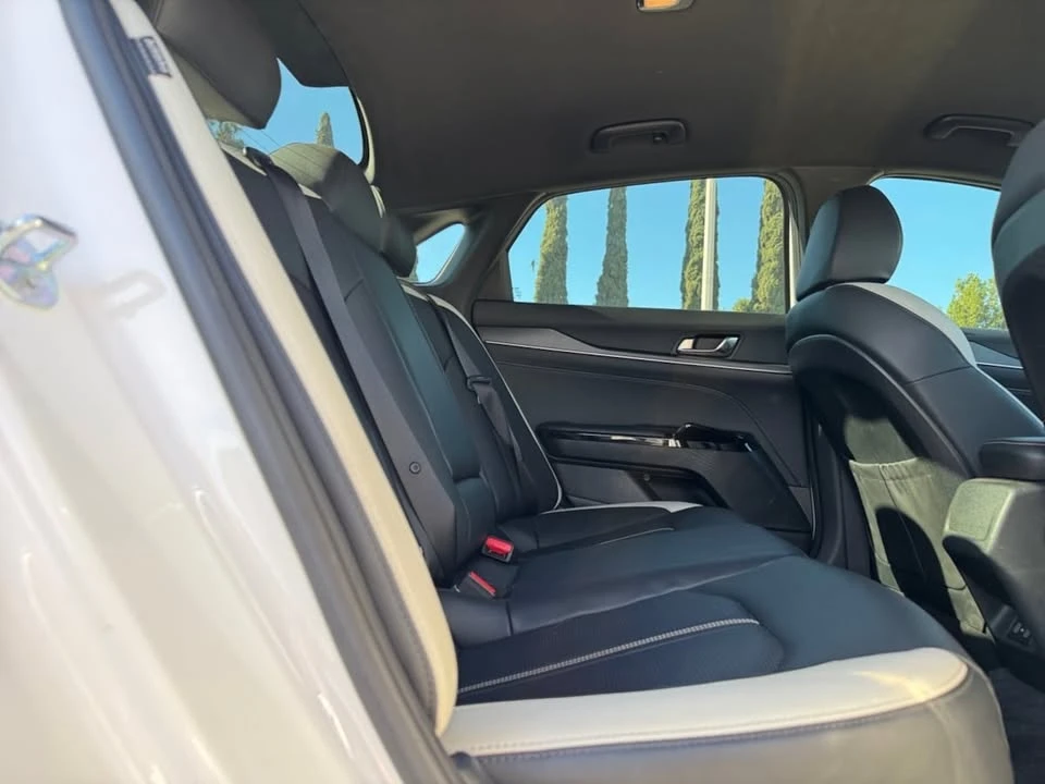 2025 Kia Optima/K5 - Image 18 of 20