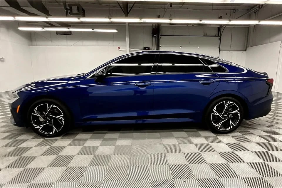 2025 Kia Optima/K5 - Image 3 of 9
