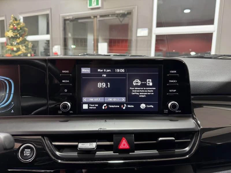 2025 Kia Seltos - Image 9 of 13
