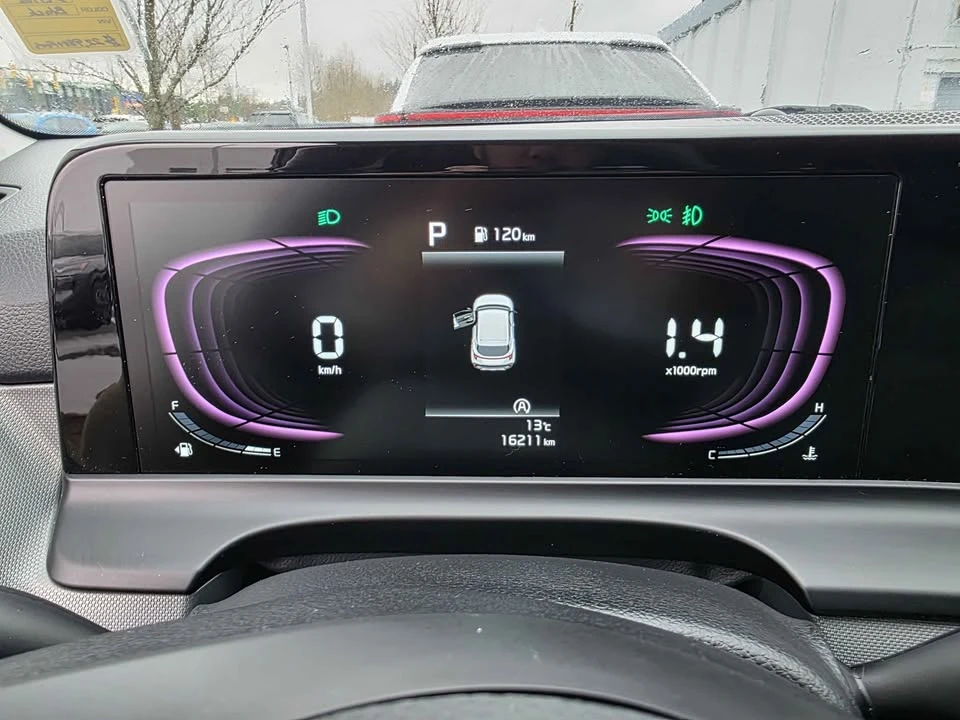 2025 Kia Seltos - Image 13 of 13