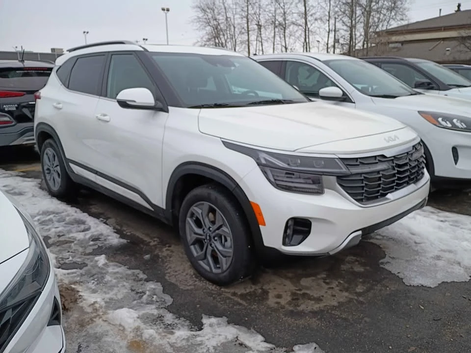2025 Kia Seltos - Image 4 of 16