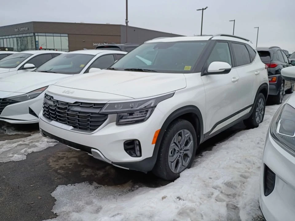2025 Kia Seltos - Image 3 of 16