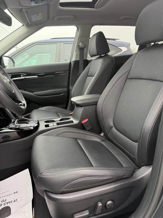 2025 Kia Seltos - Image 4 of 13