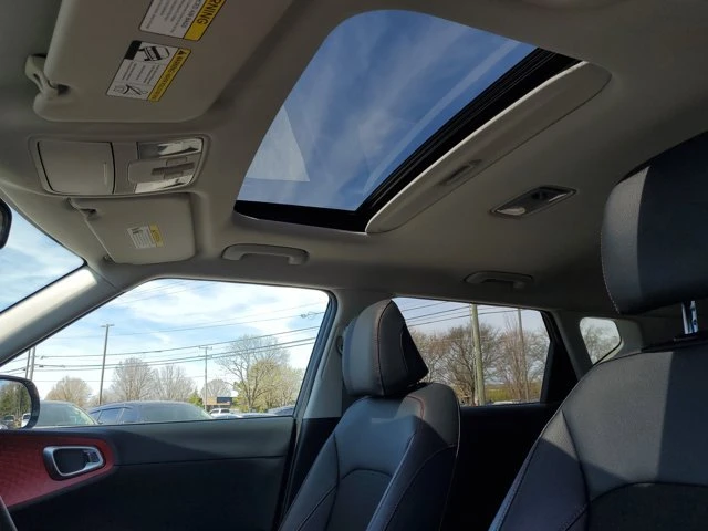 2025 Kia Soul - Image 17 of 20