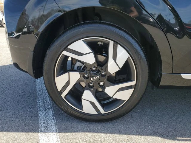 2025 Kia Soul - Image 6 of 20