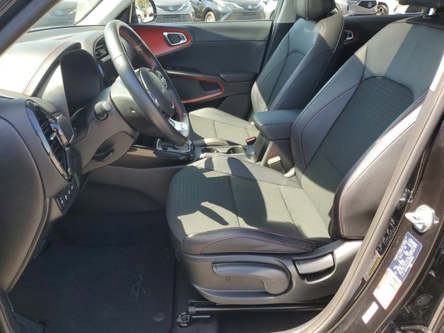 2025 Kia Soul - Image 18 of 20
